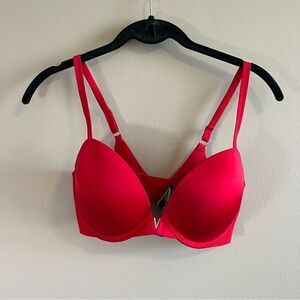 ✨ Victoria’s Secret Red Push-Up Bra 32DD
